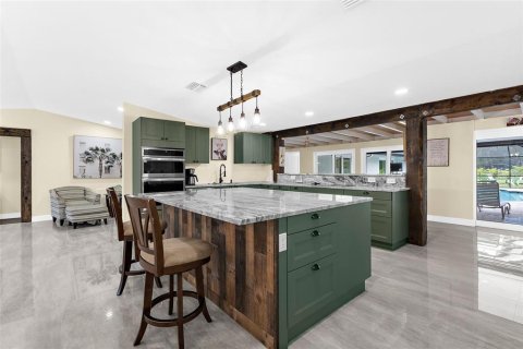 Casa en venta en Bradenton, Florida, 5 dormitorios, 293.2 m2 № 1916816 - foto 8