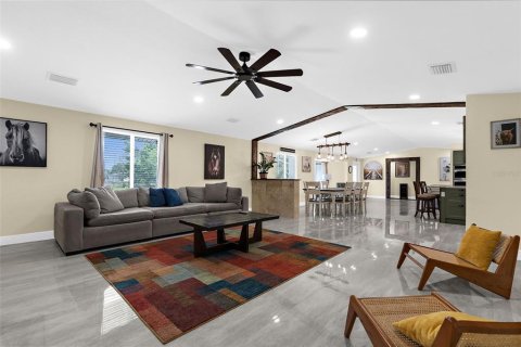 Casa en venta en Bradenton, Florida, 5 dormitorios, 293.2 m2 № 1916816 - foto 6
