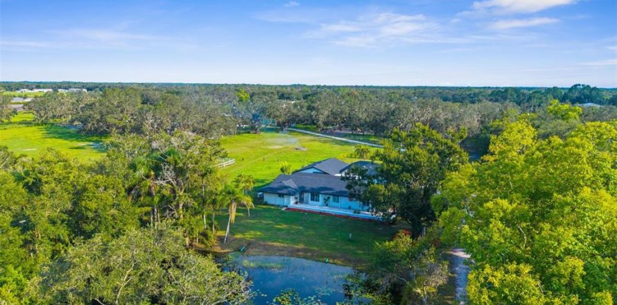 Casa en Bradenton, Florida 5 dormitorios, 293.2 m2 № 1916816