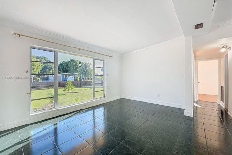 Villa ou maison à louer à Pompano Beach, Floride: 3 chambres, 106.84 m2 № 1941358 - photo 10