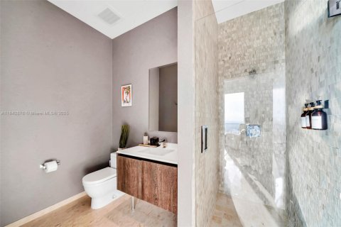 Condominio en venta en Miami, Florida, 2 dormitorios, 130.71 m2 № 1839412 - foto 17