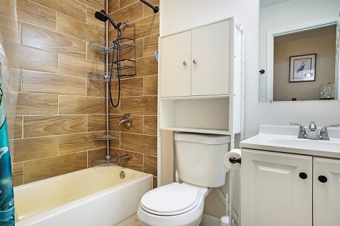 Casa en venta en St. Lucie, Florida, 2 dormitorios, 93.65 m2 № 1957400 - foto 23