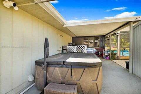 Casa en venta en St. Lucie, Florida, 2 dormitorios, 93.65 m2 № 1957400 - foto 25