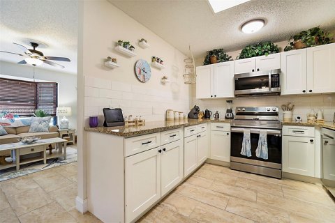 Casa en venta en St. Lucie, Florida, 2 dormitorios, 93.65 m2 № 1957400 - foto 10