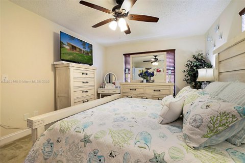 Casa en venta en St. Lucie, Florida, 2 dormitorios, 93.65 m2 № 1957400 - foto 18