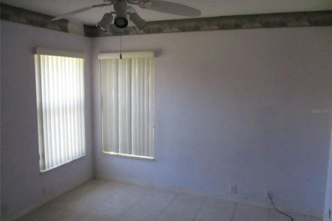 Casa en venta en New Port Richey, Florida, 3 dormitorios, 216.46 m2 № 2117002 - foto 19