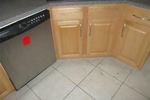 Casa en venta en New Port Richey, Florida, 3 dormitorios, 216.46 m2 № 2117002 - foto 9