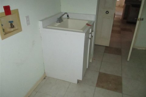 Casa en venta en New Port Richey, Florida, 3 dormitorios, 216.46 m2 № 2117002 - foto 8