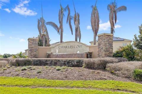 House in Davenport, Florida 3 bedrooms, 150.97 sq.m. № 2211640 - photo 26