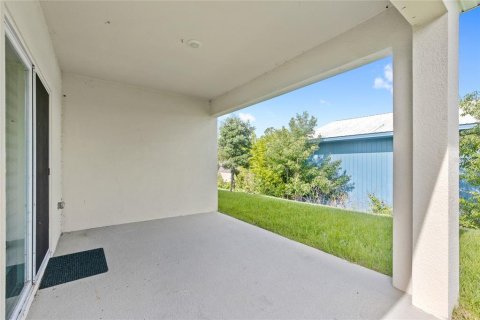 House in Davenport, Florida 3 bedrooms, 150.97 sq.m. № 2211640 - photo 17