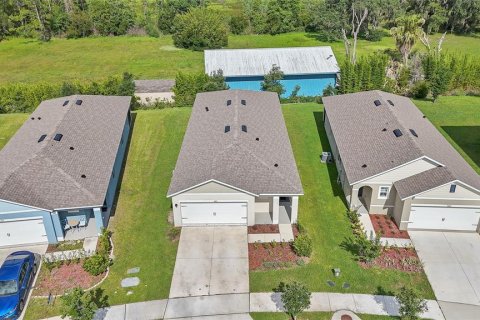 House in Davenport, Florida 3 bedrooms, 150.97 sq.m. № 2211640 - photo 27