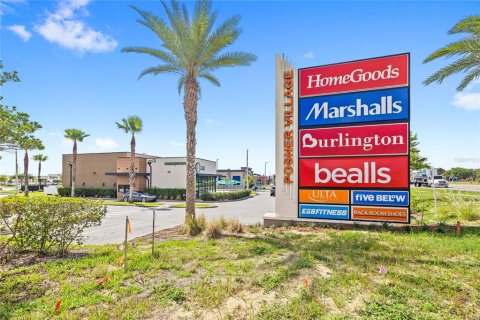House in Davenport, Florida 3 bedrooms, 150.97 sq.m. № 2211640 - photo 25