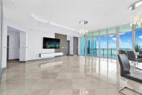 Condo in Hollywood, Florida, 3 bedrooms  № 1882220 - photo 3