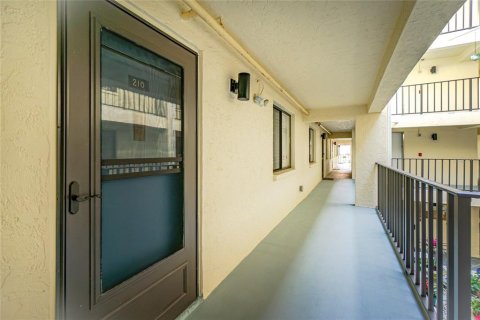 Condominio en venta en Englewood, Florida, 2 dormitorios, 99.41 m2 № 2099070 - foto 6