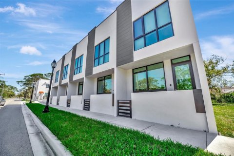 Immobilier commercial à vendre à Sarasota, Floride: 60.39 m2 № 1582425 - photo 26