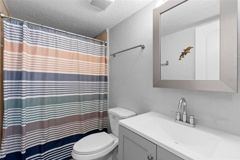 Condominio en venta en Astor, Florida, 2 dormitorios, 77.29 m2 № 1723573 - foto 12