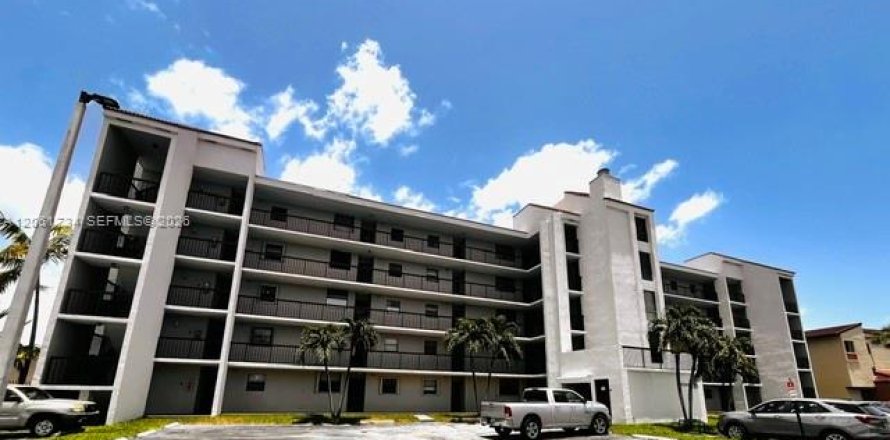 Condominio en Miami, Florida, 2 dormitorios  № 2265870