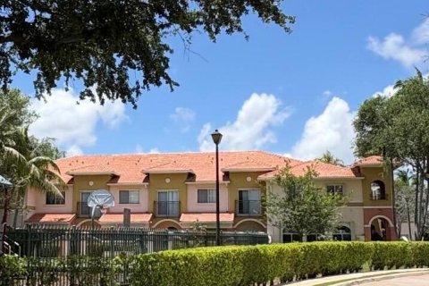 Touwnhouse à vendre à North Lauderdale, Floride: 3 chambres, 142.42 m2 № 2190982 - photo 3