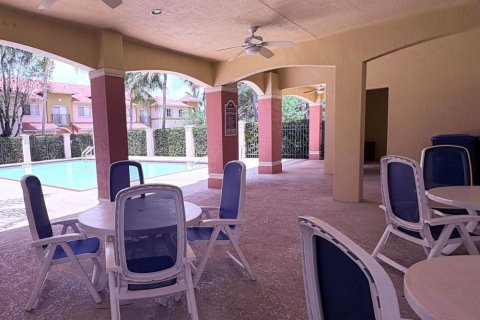 Touwnhouse à vendre à North Lauderdale, Floride: 3 chambres, 142.42 m2 № 2190982 - photo 28