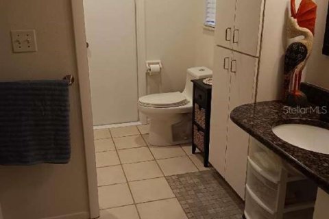 House in Venice, Florida 3 bedrooms, 198.63 sq.m. № 1326977 - photo 25
