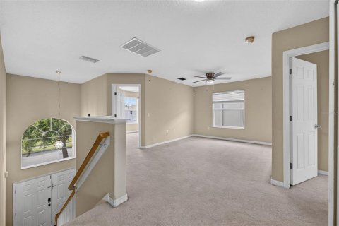 House in Orlando, Florida 4 bedrooms, 234.86 sq.m. № 2321151 - photo 23