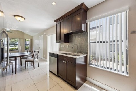 Copropriété à louer à Kissimmee, Floride: 3 chambres, 116.13 m2 № 2385653 - photo 15