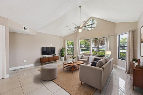 Copropriété à louer à Kissimmee, Floride: 3 chambres, 116.13 m2 № 2385653 - photo 7