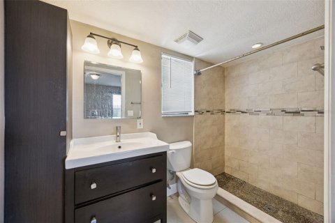 Copropriété à louer à Kissimmee, Floride: 3 chambres, 116.13 m2 № 2385653 - photo 23