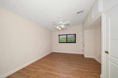 House in Clearwater, Florida 5 bedrooms, 255.3 sq.m. № 1819109 - photo 23