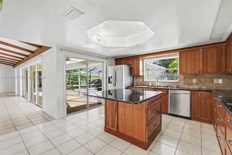 Villa ou maison à vendre à Sebastian, Floride: 3 chambres, 187.38 m2 № 2417729 - photo 7