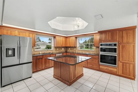 Villa ou maison à vendre à Sebastian, Floride: 3 chambres, 187.38 m2 № 2417729 - photo 5