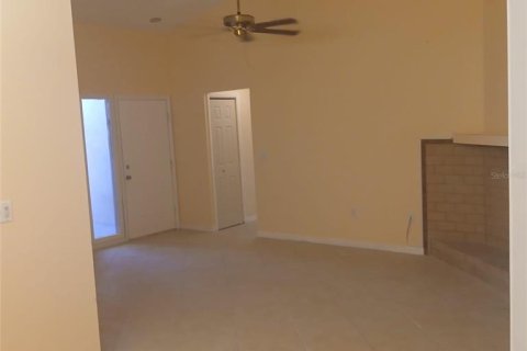 House in Sarasota, Florida 3 bedrooms, 142.88 sq.m. № 1822466 - photo 8