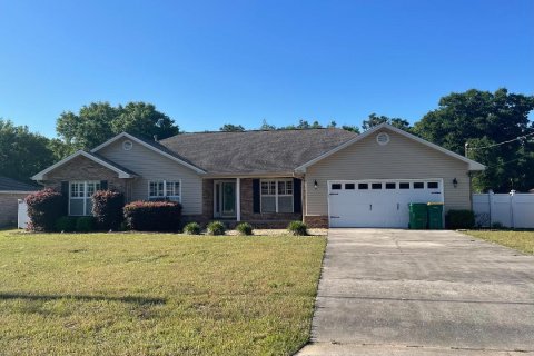 Casa en alquiler en Crestview, Florida, 4 dormitorios, 198.25 m2 № 589836 - foto 1