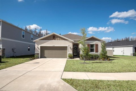 Casa en Zephyrhills, Florida 4 dormitorios, 184.23 m2 № 2120669