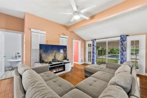 Villa ou maison à vendre à Orlando, Floride: 3 chambres, 112.41 m2 № 2354288 - photo 4