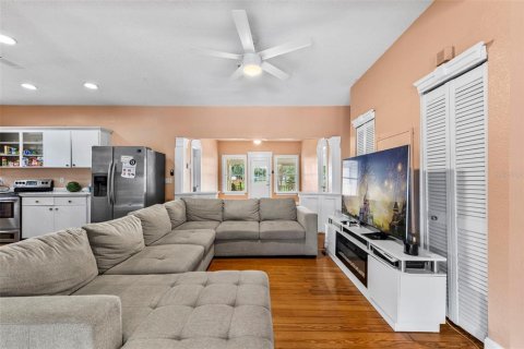 Villa ou maison à vendre à Orlando, Floride: 3 chambres, 112.41 m2 № 2354288 - photo 7