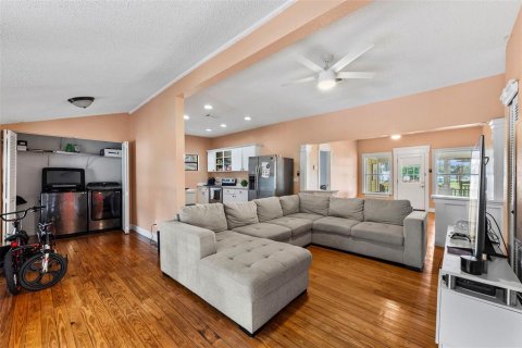 Villa ou maison à vendre à Orlando, Floride: 3 chambres, 112.41 m2 № 2354288 - photo 8