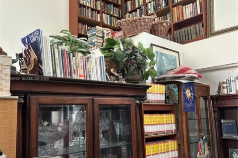 Villa ou maison à vendre à Sunrise, Floride: 3 chambres, 195 m2 № 1976879 - photo 5