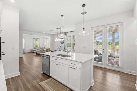 Adosado en venta en Celebration, Florida, 3 dormitorios, 171.4 m2 № 2147530 - foto 17