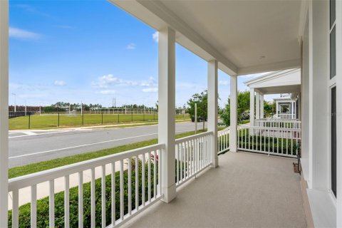 Adosado en venta en Celebration, Florida, 3 dormitorios, 171.4 m2 № 2147530 - foto 5