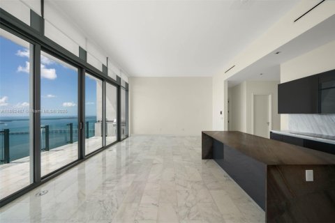 Condo in Miami, Florida, 3 bedrooms  № 2022689 - photo 12