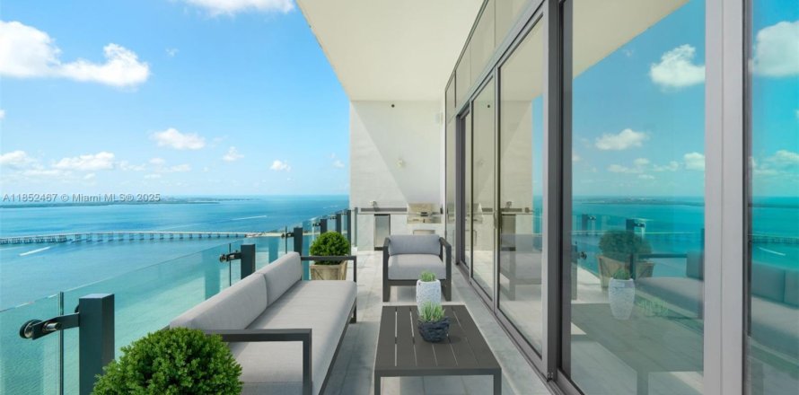 Condo in Miami, Florida, 3 bedrooms  № 2022689