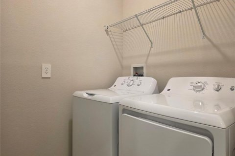 Casa en alquiler en Clermont, Florida, 4 dormitorios, 225.1 m2 № 2111188 - foto 7