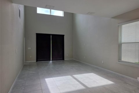 Casa en alquiler en Clermont, Florida, 4 dormitorios, 225.1 m2 № 2111188 - foto 9
