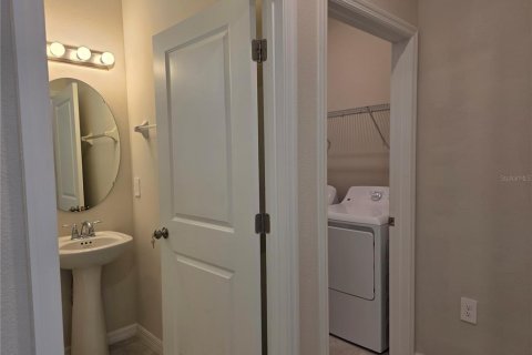 Casa en alquiler en Clermont, Florida, 4 dormitorios, 225.1 m2 № 2111188 - foto 5