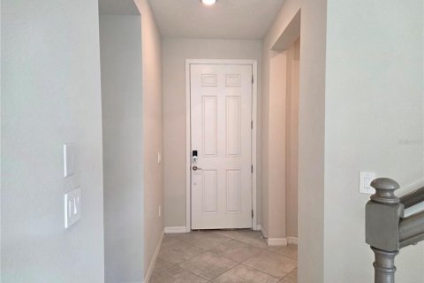 Casa en alquiler en Clermont, Florida, 4 dormitorios, 225.1 m2 № 2111188 - foto 3