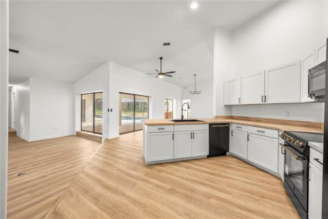Villa ou maison à vendre à Hernando, Floride: 3 chambres, 246.01 m2 № 2334219 - photo 17