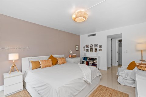 Condominio en venta en Aventura, Florida, 2 dormitorios, 92.34 m2 № 1808959 - foto 11