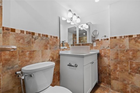 Condominio en venta en Aventura, Florida, 2 dormitorios, 92.34 m2 № 1808959 - foto 21