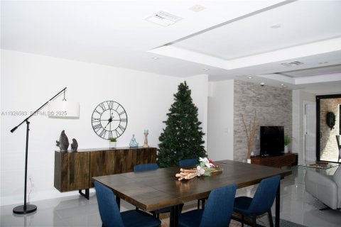 Villa ou maison à vendre à Pompano Beach, Floride: 3 chambres, 162.3 m2 № 1986286 - photo 24